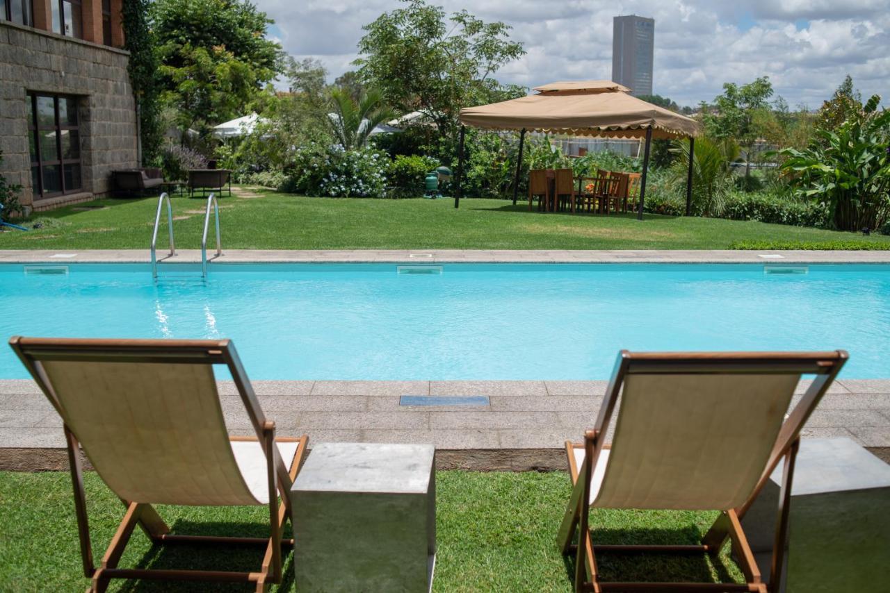 Radisson Hotel Tamboho Waterfront Antananarivo Buitenkant foto